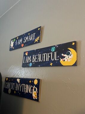 I Am Beautiful Wall Plaque - Navy Blue Inspirational Home Wall Decor